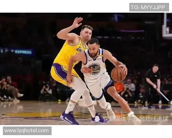 勇士与奇才激烈对抗精彩瞬间回顾视频合集